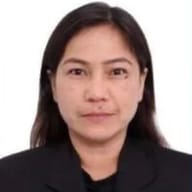 Engeline , Filipino driver, in Dubai
