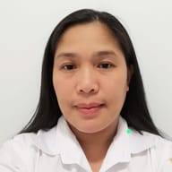 Raschelle , Filipino maid, in Abu Dhabi