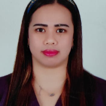 Jhen, Filipino nanny, in Riyadh