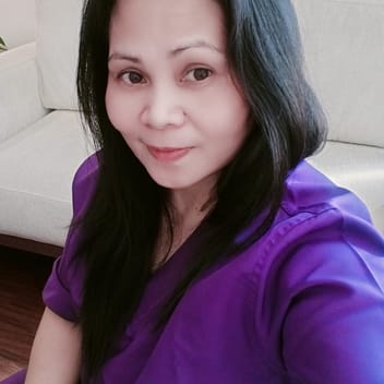 Jocelyn , Filipino elder-care worker, in Riyadh