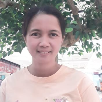 Doris, Filipino maid, in Dubai
