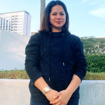 Jocelyn , Filipino nanny, in Dubai