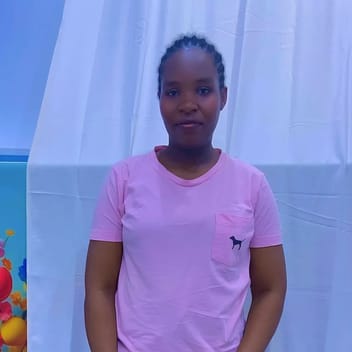 Agnes, Kenyan nanny, in Qatar