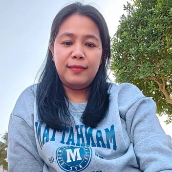 Roselyn, Filipino nanny, in Dubai