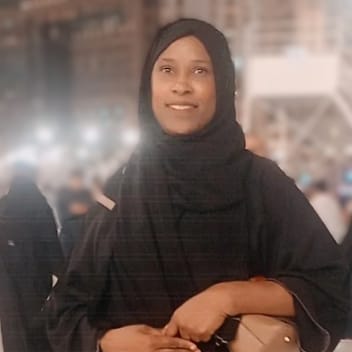 Maryam , Nigerian driver, in Jeddah