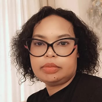 Zainab, Kenyan nanny, in Qatar