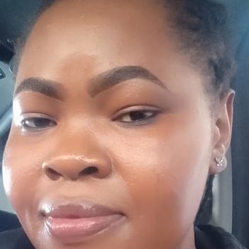 Pritty , Kenyan nanny, in Qatar