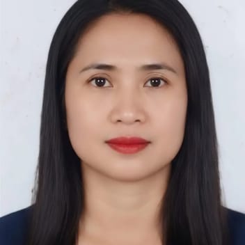 Jennet, Filipino maid, in Dubai