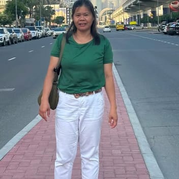 Rowena, Filipino maid, in Dubai