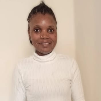 MAGRET, Kenyan nanny, in Qatar