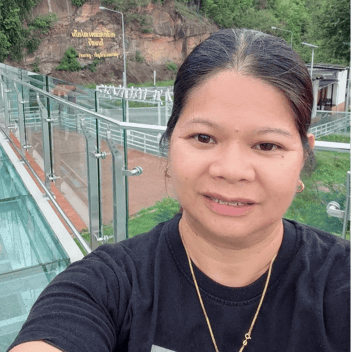 Ailyne, Filipino nanny, in Abu Dhabi