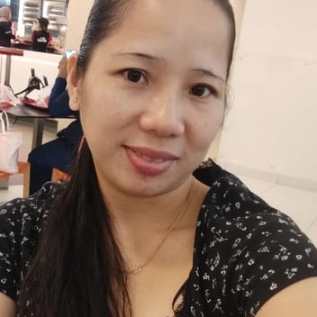Mychel, Filipino maid, in Dubai