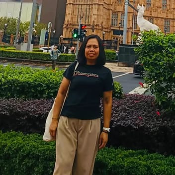 Eloisa, Filipino nanny, in Saudi Arabia