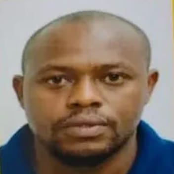 Stephen , Kenyan driver, in Dammam