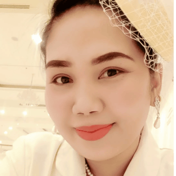 Haina, Filipino nanny, in Khobar