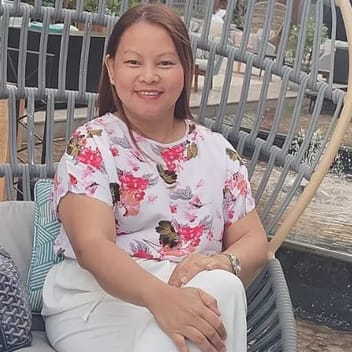 Janice , Filipino nanny, in Abu Dhabi