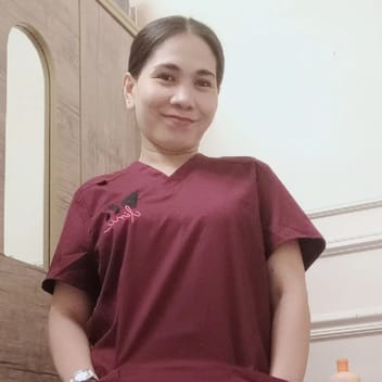 Yanie, Filipino elder-care worker, in Riyadh