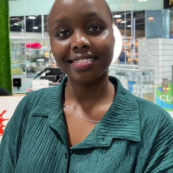 Hilda, Kenyan nanny, in Dubai