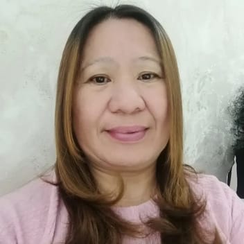 Jacqueline , Filipino maid, in Dubai