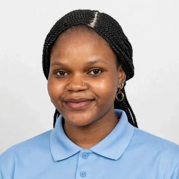 Vayo , Kenyan maid, in Riyadh