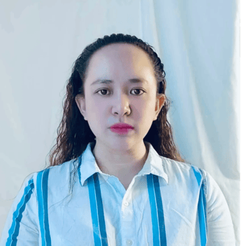 Kriza mae, Filipino elder-care worker, in Riyadh