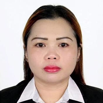 Gretchen, Filipino maid, in Dubai