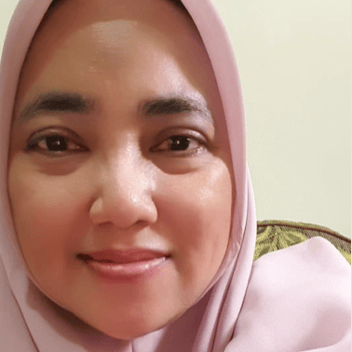 Yati, Indonesian nanny, in Dubai