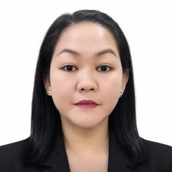 Rocelda, Filipino nanny, in Abu Dhabi