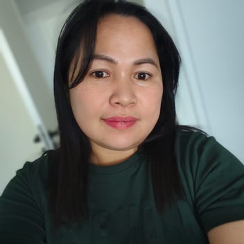 Marisa, Filipino nanny, in Dubai