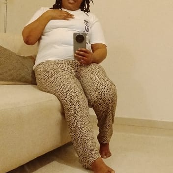 Esther , Kenyan nanny, in Riyadh