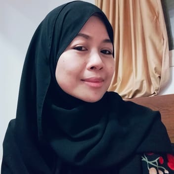 Lili , Indonesian nanny, in Madinah
