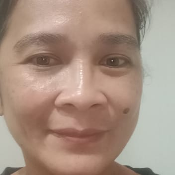 Catherine , Filipino nanny, in Abu Dhabi