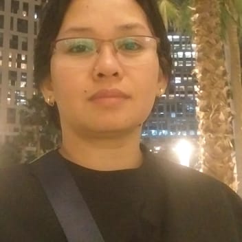 Feblyn , Filipino nanny, in Saudi Arabia