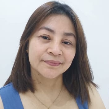 Marife, Filipino nanny, in Jeddah