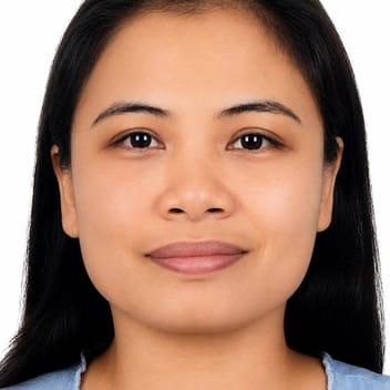 Janettee, Filipino maid, in Dubai