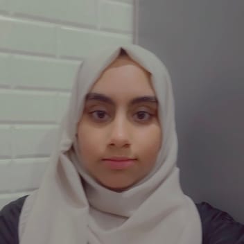 Roaa, Palestinian nanny, in Riyadh