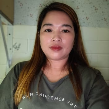 Virgie, Filipino maid, in Dubai