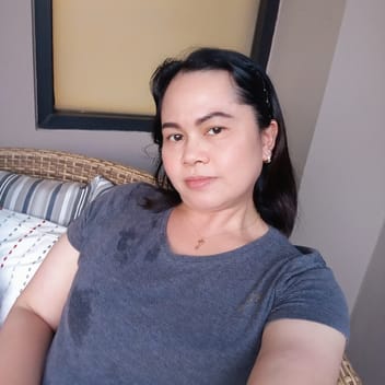 Jenelyn, Filipino nanny, in Dubai