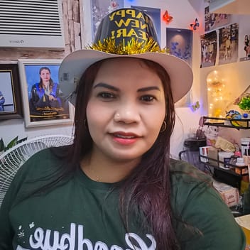 Jovilyn, Filipino nanny, in Dubai