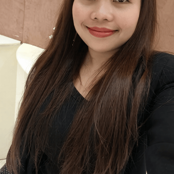 Lourdes, Filipino nanny, in Dubai