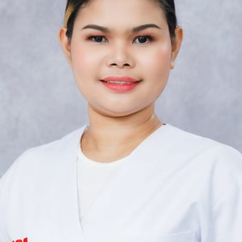 Maria Rose, Filipino nanny, in Jeddah