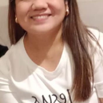 Mildred, Filipino maid, in Dubai
