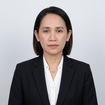 Laarni, Filipino nanny, in Dubai