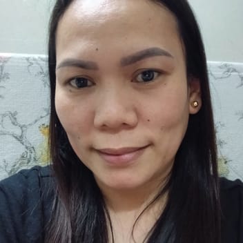 Miradette, Filipino nanny, in the UAE