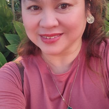 ma.lima, Filipino nanny, in Dubai