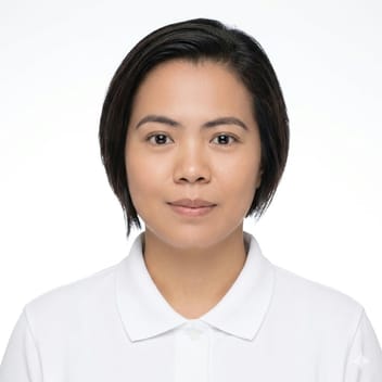 Mary Rose, Filipino maid, in Jeddah