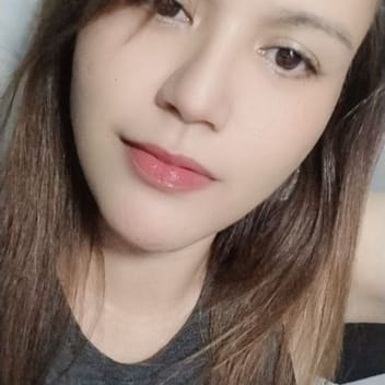 Erlinda, Filipino nanny, in Dubai