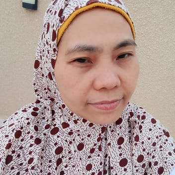 Rosita, Filipino nanny, in Saudi Arabia
