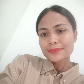 Elinita, Filipino maid, in Riyadh