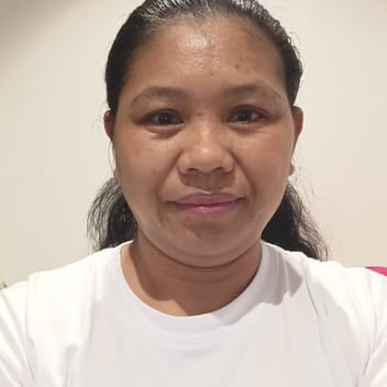 Corazon , Filipino maid, in Jeddah